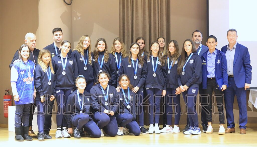 Λαμπρή γιορτή ενότητας για τον Υγρό Στίβο του Εθνικού Πειραιά!